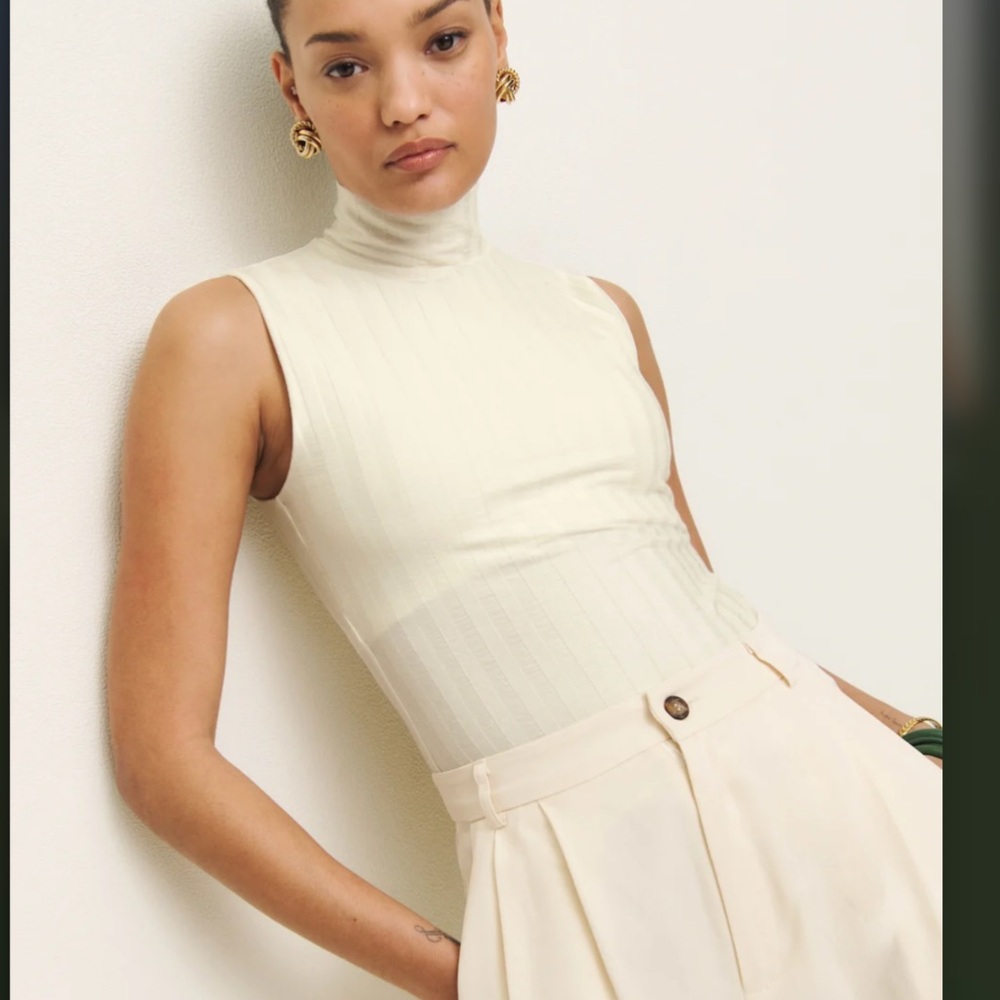 Reformation knit top NWT
